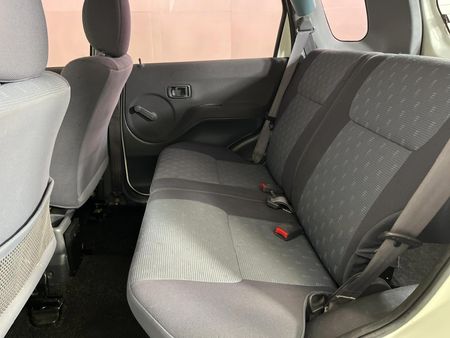 2005-Daihatsu-Terios-13_3
