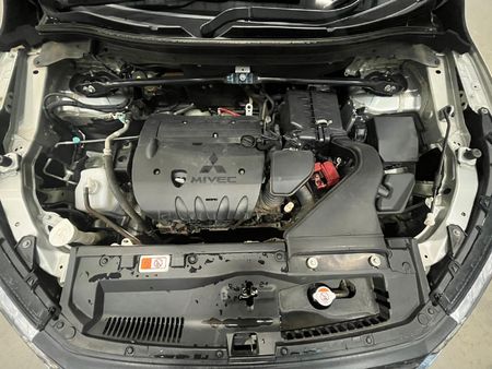2023-Mitsubishi-Eclipse-Cross-20-GLS-Auto_9
