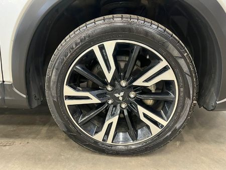 2023-Mitsubishi-Eclipse-Cross-20-GLS-Auto_8