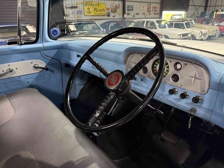 1959-Ford-F100-351-V8_16