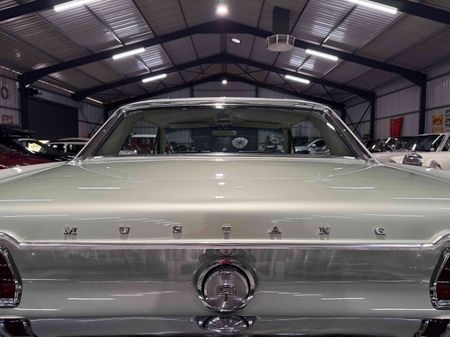 1967-Ford-Mustang-GTA-Notchback_10