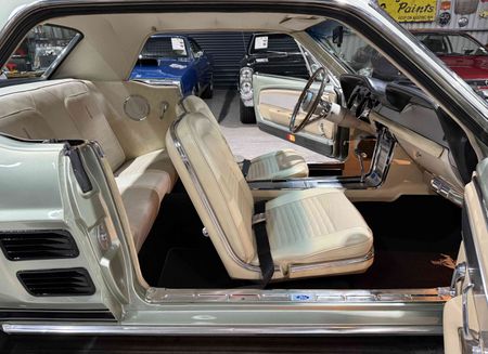 1967-Ford-Mustang-GTA-Notchback_27