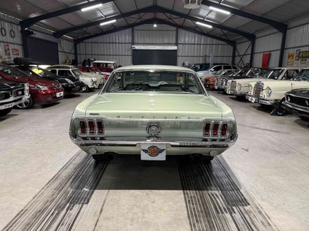 1967-Ford-Mustang-GTA-Notchback_5