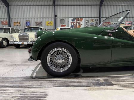 1957-Triumph-TR3-Roadster_12