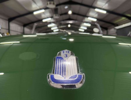 1957-Triumph-TR3-Roadster_15