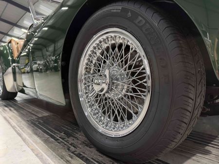 1957-Triumph-TR3-Roadster_16