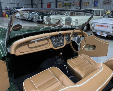 1957-Triumph-TR3-Roadster_30