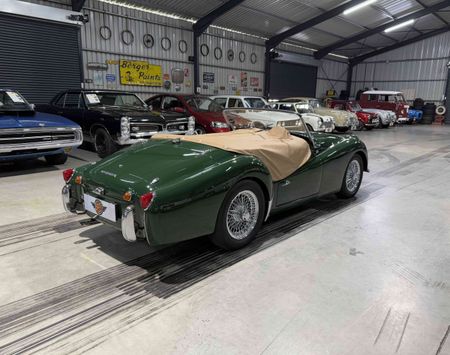 1957-Triumph-TR3-Roadster_34