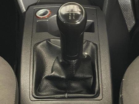 2012-Volkswagen-Polo-Vivo-14-Trendline-5-dr_10