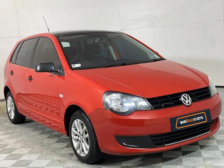 2012-Volkswagen-Polo-Vivo-14-Trendline-5-dr_13