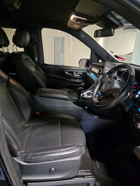 2019-Mercedes-Benz-V-Class-V-250d-Avantgarde-Auto_4