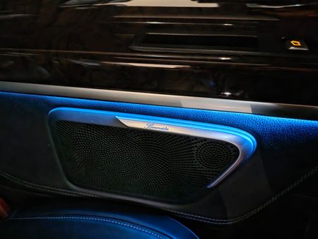 2019-Mercedes-Benz-V-Class-V-250d-Avantgarde-Auto_5