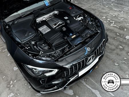 2021-Mercedes-AMG-GT-63-S_28