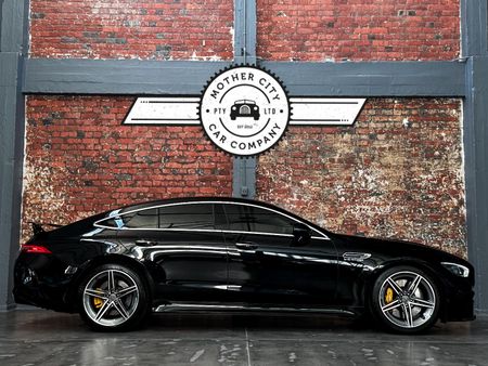 2021-Mercedes-AMG-GT-63-S_7