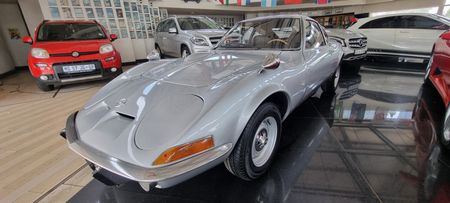 1969-Opel-GT-19_0
