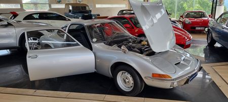 1969-Opel-GT-19_21