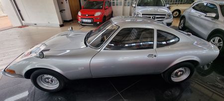 1969-Opel-GT-19_5