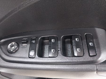 2020-Hyundai-Venue-10-TGDi-Motion-Auto_14
