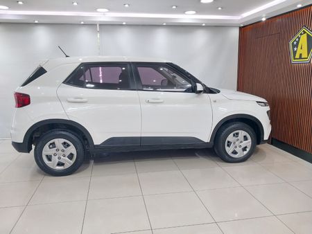 2020-Hyundai-Venue-10-TGDi-Motion-Auto_4