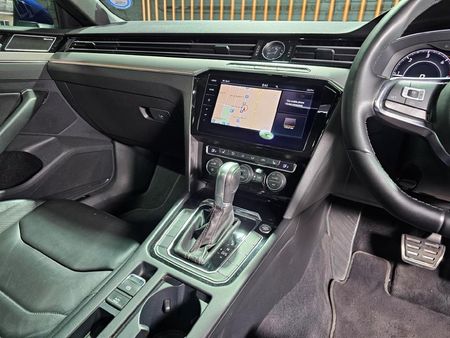 2018-Volkswagen-Arteon-20-TDI-R-Line-Auto_13