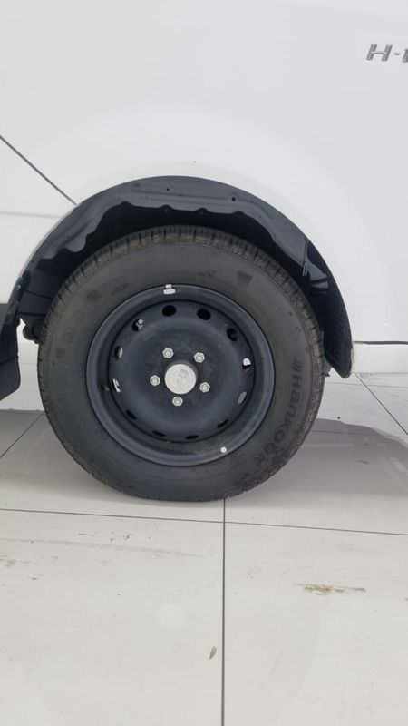 2025-Hyundai-H100-Bakkie-26D-Dropside_8