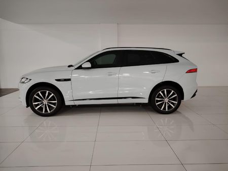 2017-Jaguar-F-Pace-20Di4-AWD-R-Sport-177kW_2