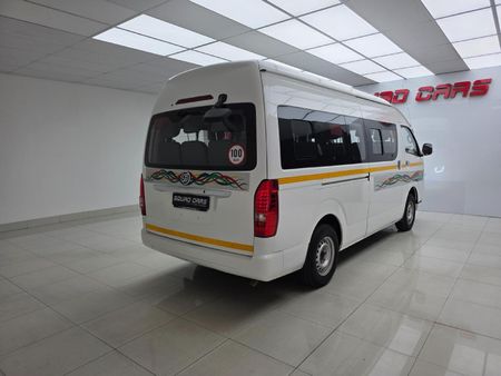 2025-Golden-Dragon-Ikhumbi-XGD-24i-16-Seat_13
