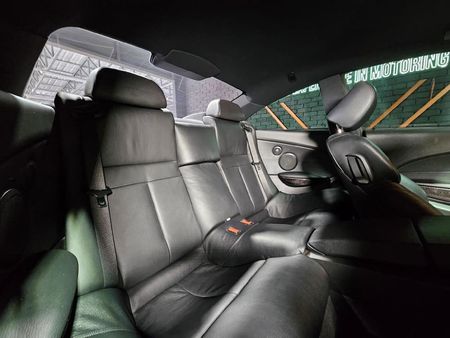 2007-BMW-M6-Coupe_9