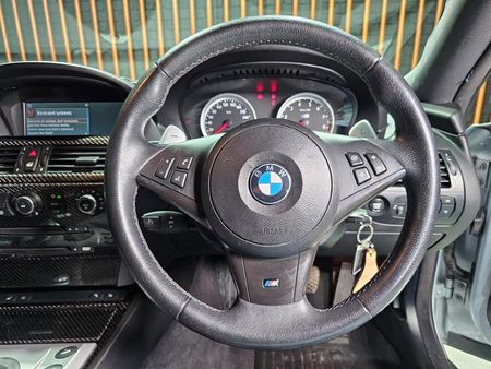 2007-BMW-M6-Coupe_11
