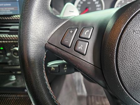 2007-BMW-M6-Coupe_15