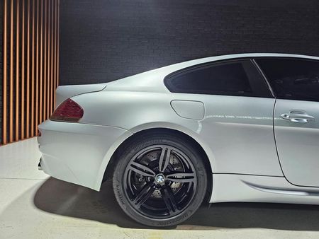 2007-BMW-M6-Coupe_23
