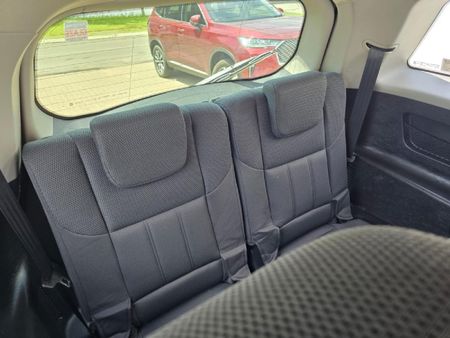 2020-Mahindra-XUV-500-22D-mHawk-7-seat-W6-Auto_22