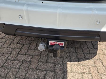 2020-Mahindra-XUV-500-22D-mHawk-7-seat-W6-Auto_7