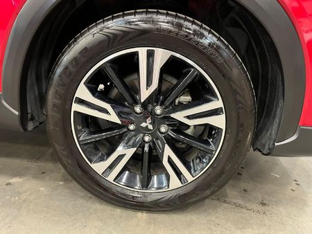 2023-Mitsubishi-Eclipse-Cross-20-GLS-Auto_8