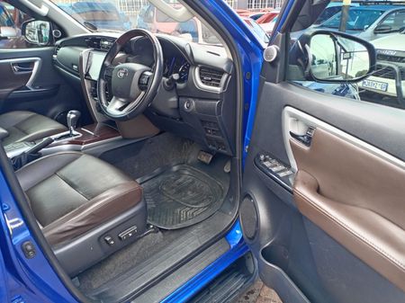 2021-Toyota-Fortuner-28-GD-6-VX-Auto_10