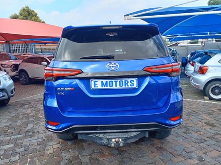 2021-Toyota-Fortuner-28-GD-6-VX-Auto_6