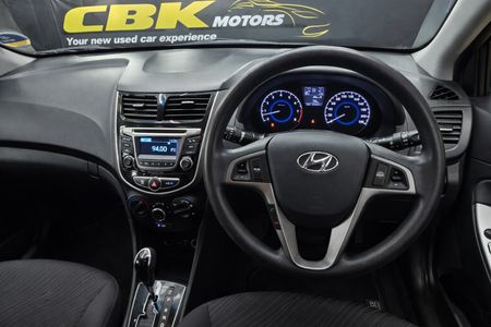 2018-Hyundai-Accent-16-GLS-Fluid-Auto_9