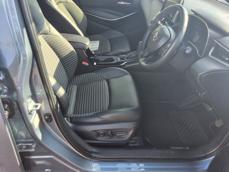 2023-Toyota-Corolla-20-XR-Auto_10