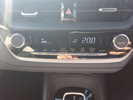 2023-Toyota-Corolla-20-XR-Auto_16
