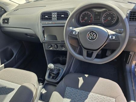 2026-Volkswagen-Polo-Vivo-14-Life_10