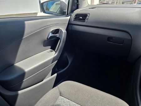 2026-Volkswagen-Polo-Vivo-14-Life_21