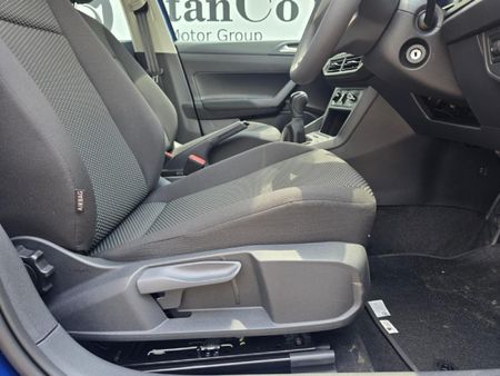 2026-Volkswagen-Polo-10-TSI_21