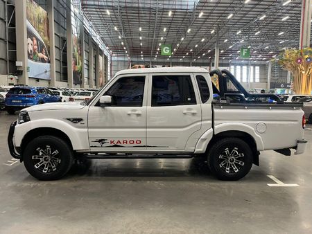 2022-Mahindra-Pik-Up-22-mHawk-S11-Auto-Double-Cab_5