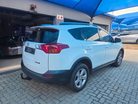 2013-Toyota-RAV4-20-GX-Auto_1