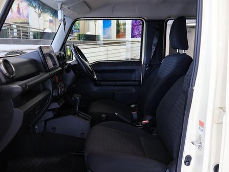2024-Suzuki-Jimny-5-DOOR-AUTO_9