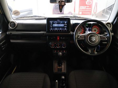 2024-Suzuki-Jimny-5-DOOR-AUTO_11