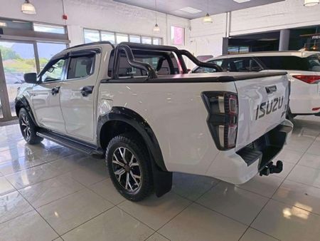 2024-Isuzu-D-Max-19-DDI-HR-X-Rider-Auto-Double-Cab_7
