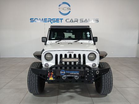 2015-Jeep-Wrangler-Unlimited-Sahara-36-V6-Auto_2