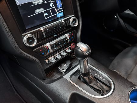 2020-Ford-Mustang-50-GT-Auto-55th-Year-Anniversary_21