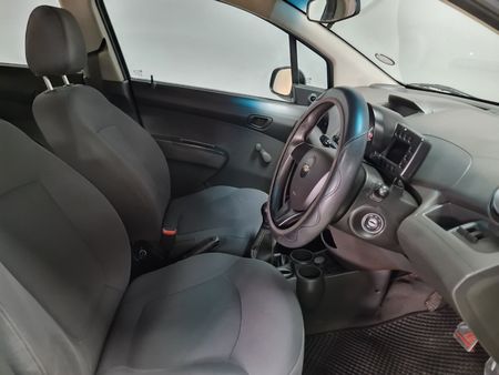 2012-Chevrolet-Spark-12-Campus_12
